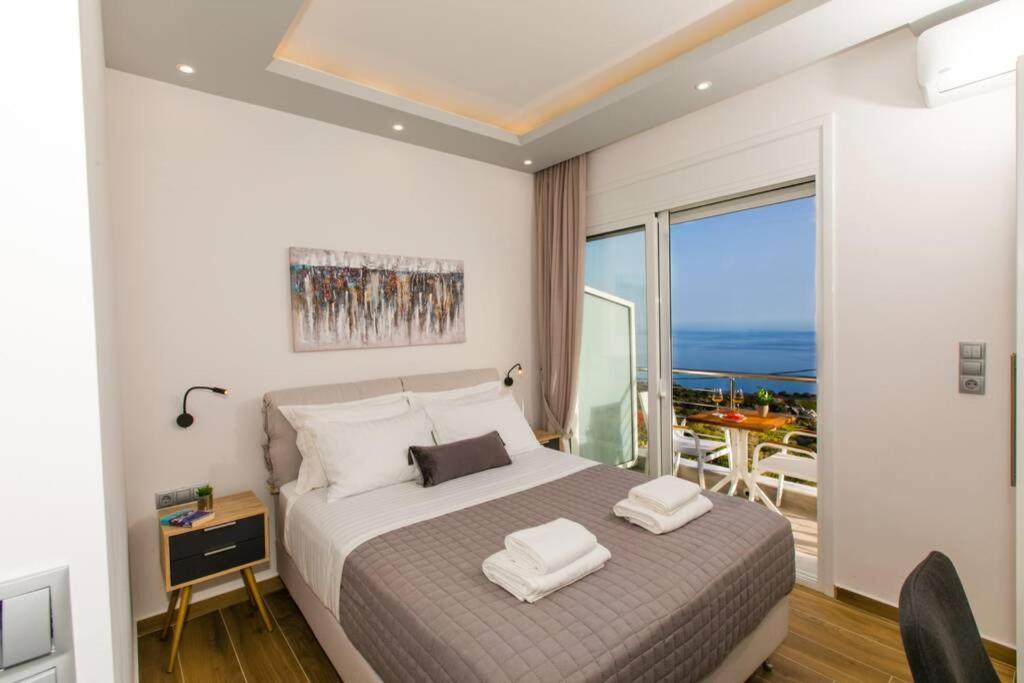 Villa Chrysi'S Ocean View Retreat Kerames Exterior foto